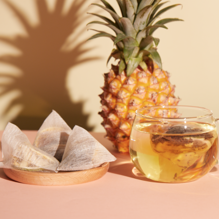 Svart te ananas iste