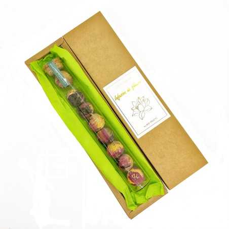 Black Tea Balls with Peony