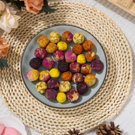 Box 18 Balls of flowers to infuse